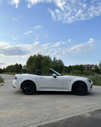 Fiat 124 Spider cena 77900 przebieg: 48000, rok produkcji 2018 z Słupsk małe 56